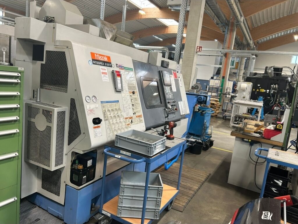 Mazak Intergrex 200Y